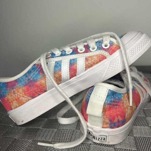 Adidas - Picture 5 of 6